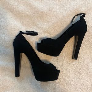 Sexy Steve Madden Deviaate platform heels sz 9